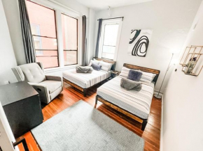 Gaslamp 2bdrm - W Parking & 4 Beds #404
